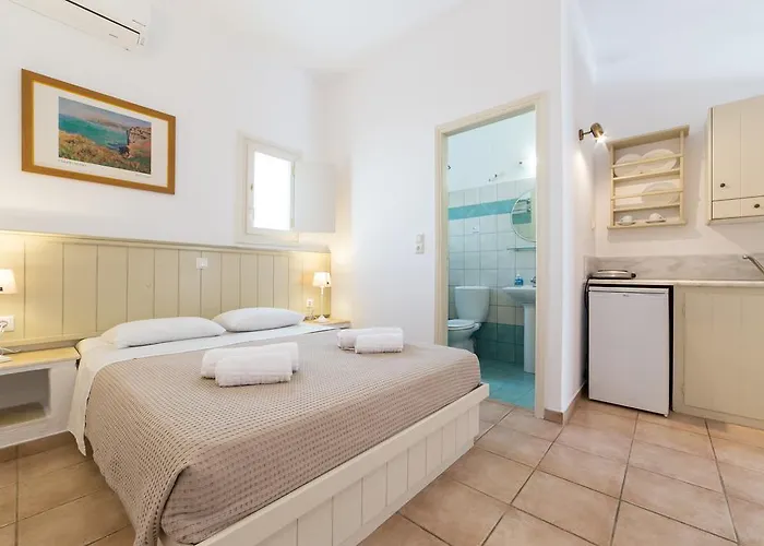 Rocco's Antiparos Città